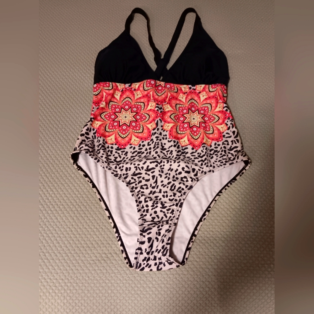 Boutique swim suit